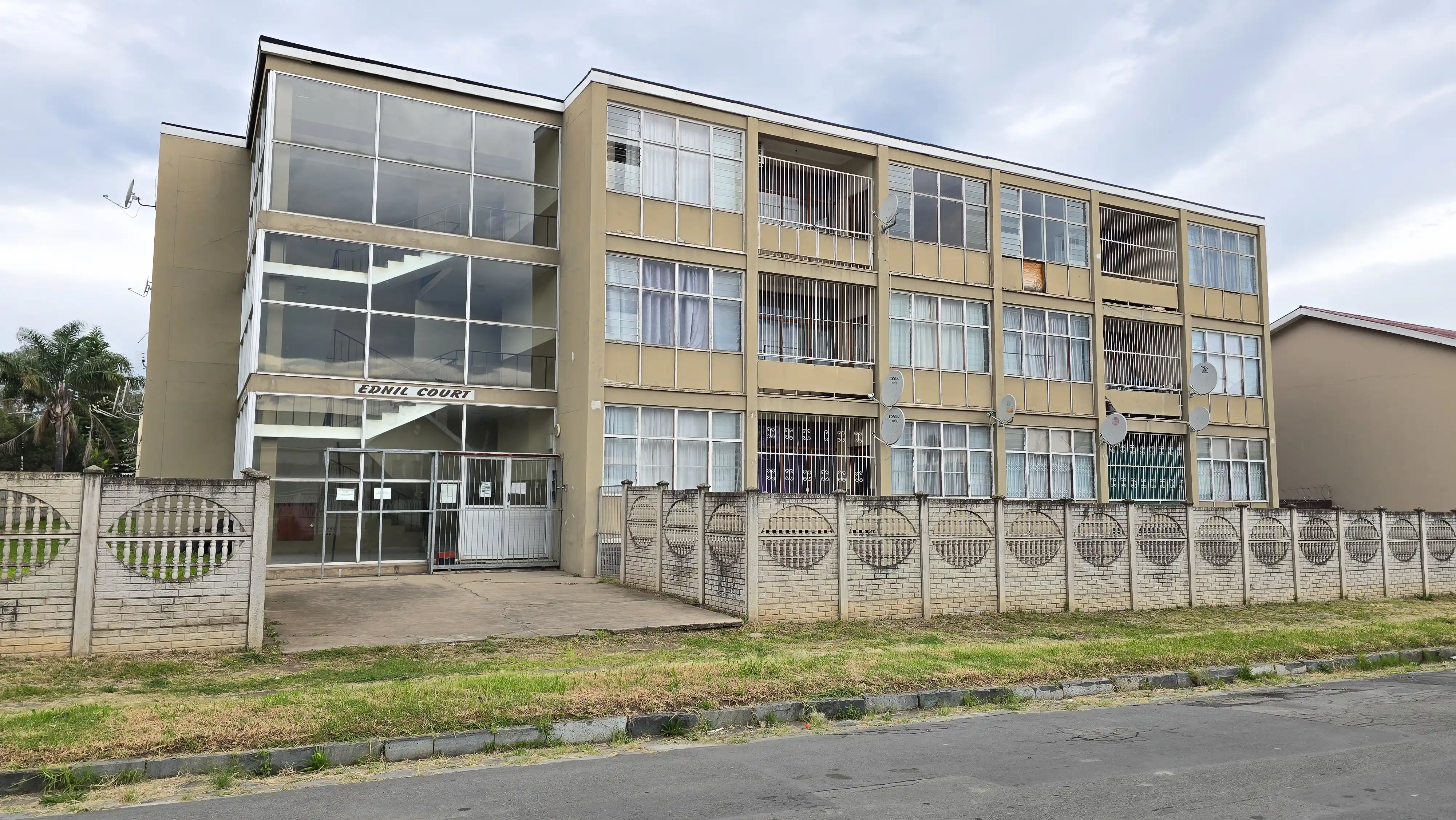 2 Bedroom Property for Sale in King Williams Town Central Eastern Cape